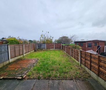 3 bedroom semi-detached house to rent - Photo 5