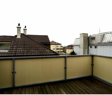Moderne 2.5-Zimmer-Dachwohnung in Bahnhofsnähe mit hochwertigem Inn... - Photo 6