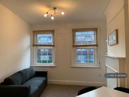 1 bedroom flat to rent - Photo 2