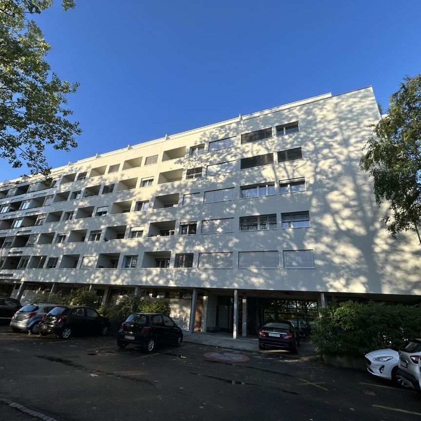 Bel appartement rénové de 3 pièces au 1er étage. - Foto 2