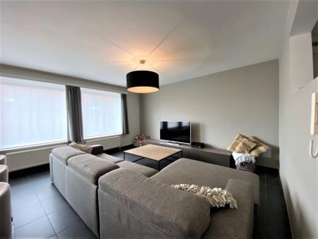 ZEER RUIM APPARTEMENT MET TERRAS - Photo 2