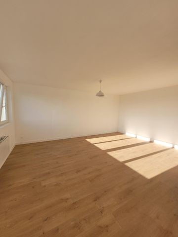 Location Appartement 2 pièces 51m² CAMBRAI 59400 - Photo 2