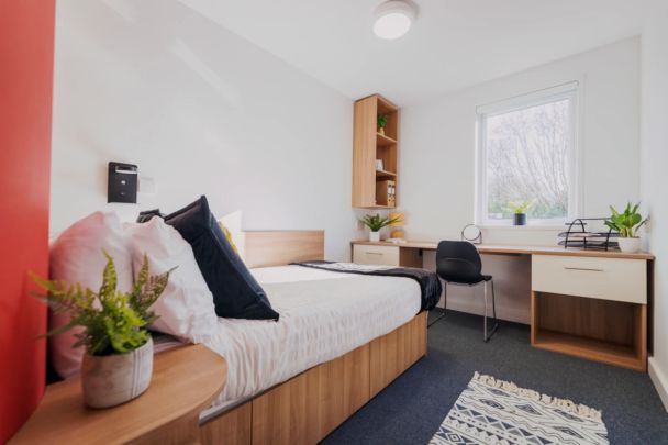 Second Floor Six Bed Cluster - Photo 1