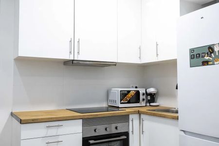 Carrer dels Alts Forns, Barcelona, Catalonia 08038 - Photo 5