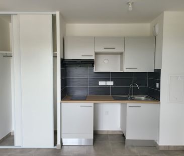 Location Appartement 2 pièces 40m² EPONE 78680 - Photo 3