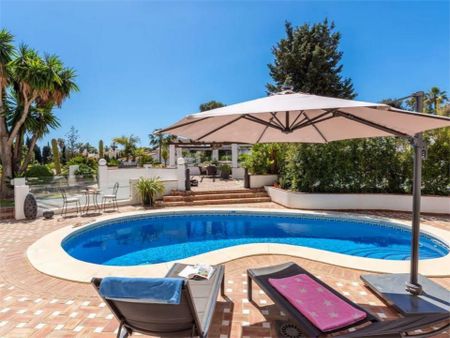 Casa o chalet de alquiler en Calle Chipiona, 14, Riviera del Sol - Photo 3