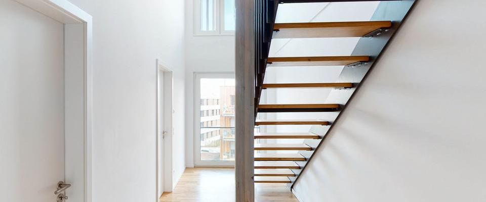 Großzügige 4-Zimmer-Maisonettewohnung mit Einbauküche und Loggia - Photo 1