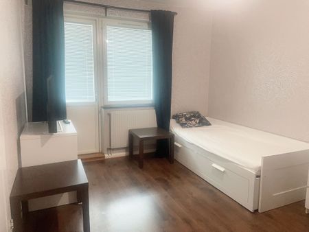 Lofotengatan, Kista - Photo 2