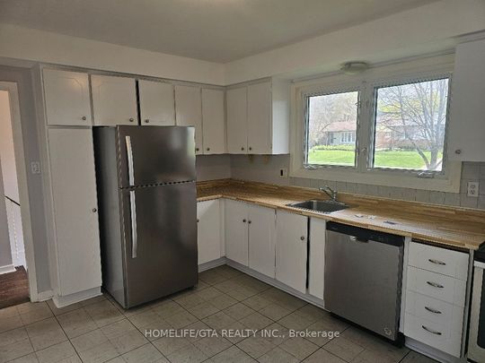 For Lease - 350 Waverly Street Unit# Main, Oshawa, Ontario - Photo 1