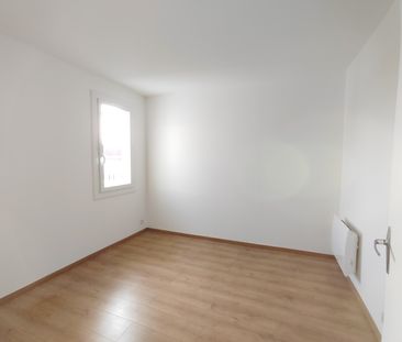 Location Appartement 3 Pièces 65 m² - Photo 3