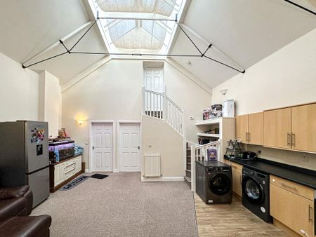 2 bedroom detached house to rent - Photo 3