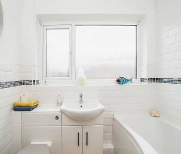 Poplar Drive, Filby, GREAT YARMOUTH - Photo 4