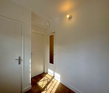 Location Appartement 3 pièces 51m² - Photo 4