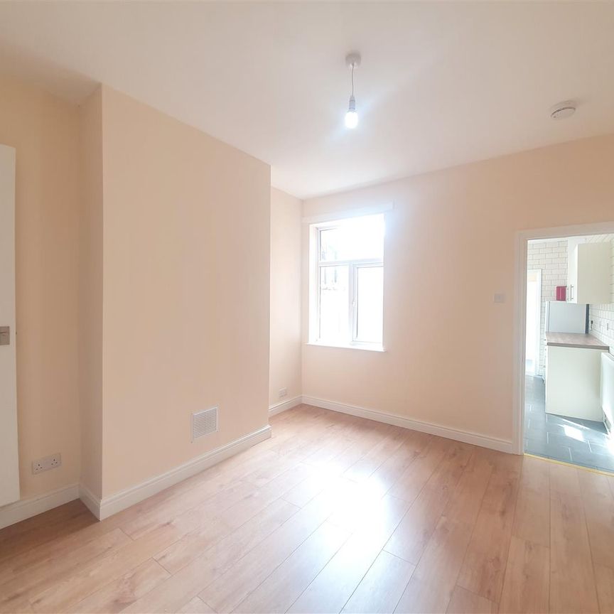 Down Street, LE4, Leicester - Photo 1