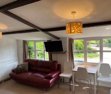 1 bedroom cottage to rent - Photo 2