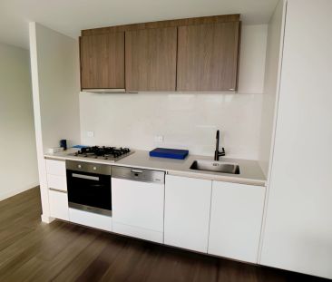 2 Bedroom*704 - Photo 3