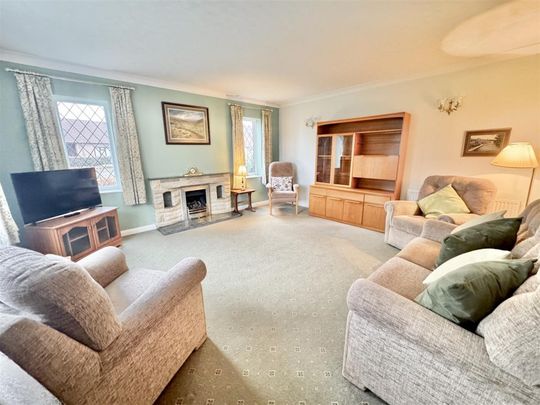 Back Lane South, Wheldrake, York - Photo 1