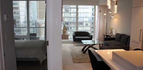 Superbe Condo dans la tours des Canadiens 3 - Photo 2