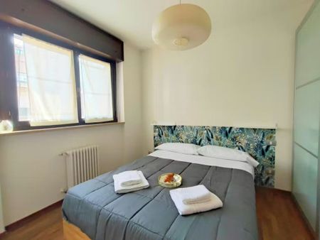 Via Luigi Manzotti, Milan, Lombardy 20158 - Photo 5