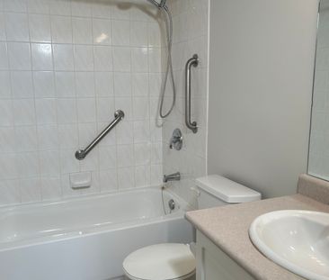 For Lease - 160 Wellington Street Unit# 310, Aurora, Ontario - Photo 5