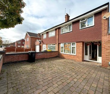 3 bedroom semi-detached house to rent - Photo 4