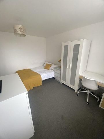 5 bedroom house share to rent - Photo 2
