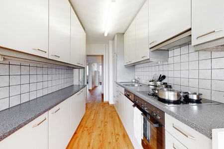 Renovierte Wohnung mit idealen Verkehrsanbindungen - Foto 5