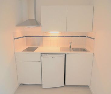 Location Appartement 1 pièce 28m² MONTPELLIER 34000 - Photo 1