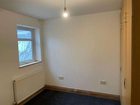 Inverness Road, Hounslow, TW3 - Photo 3