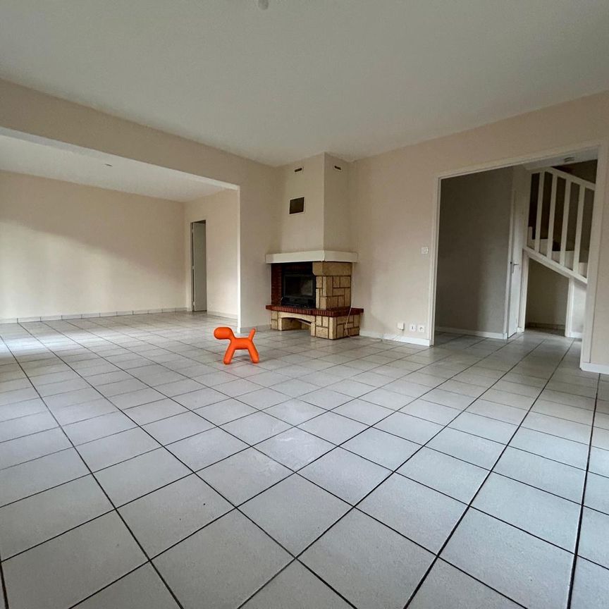 BEAUMONT, pavillon T5 avec jardin et garage. - Photo 1