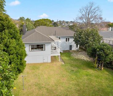 Charming Family Home - Photo 5