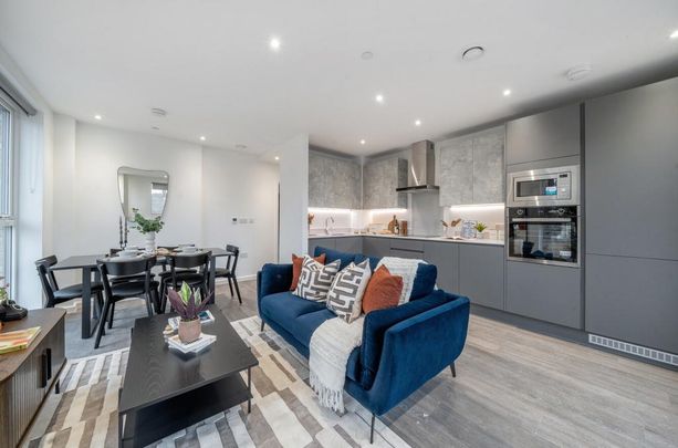 3 bedroom apartment to rent - Photo 1