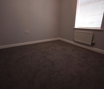 3 bedroom Terraced House to let - Photo 1