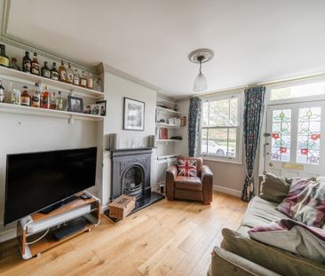 2 bedroom cottage to rent - Photo 1