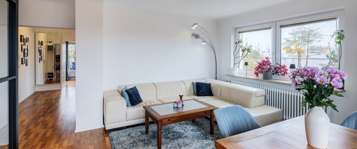 Penthouse with large roof-terrace for rent - Photo 1