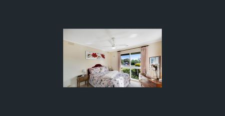 Stunning 3-Bedroom Home for Lease in Melton West! Ready-to-Move In!! - Photo 3