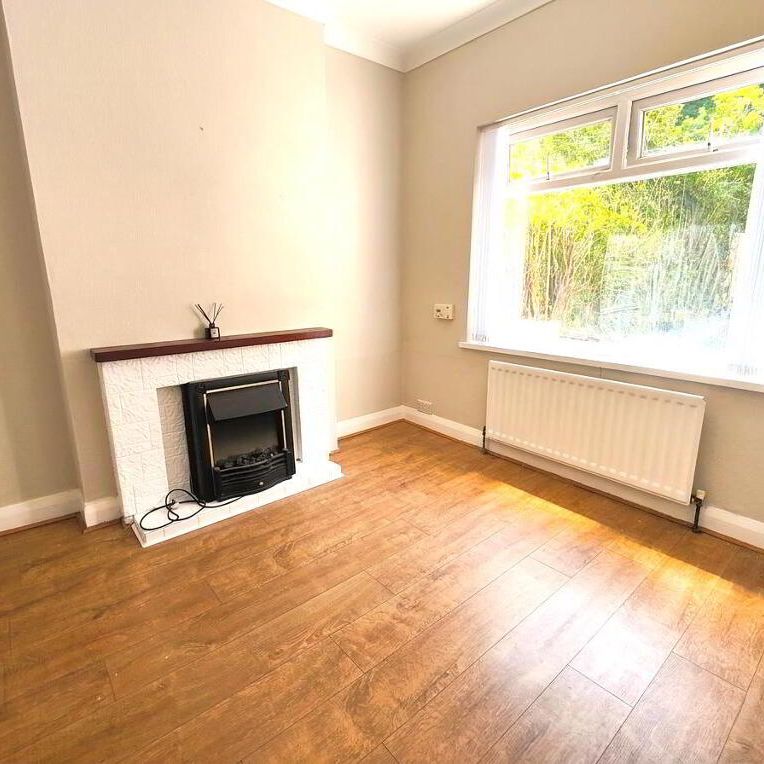 100 Shore Road, Belfast, BT15 3QA - Photo 1