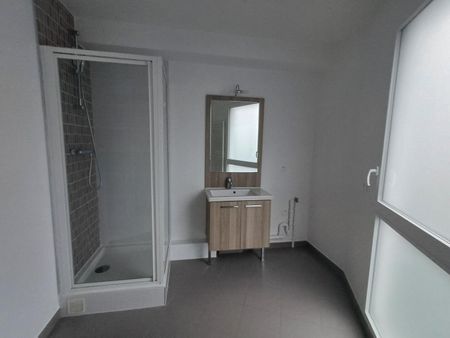 location Appartement F2 DE 43.1m² À MASSY - Photo 2