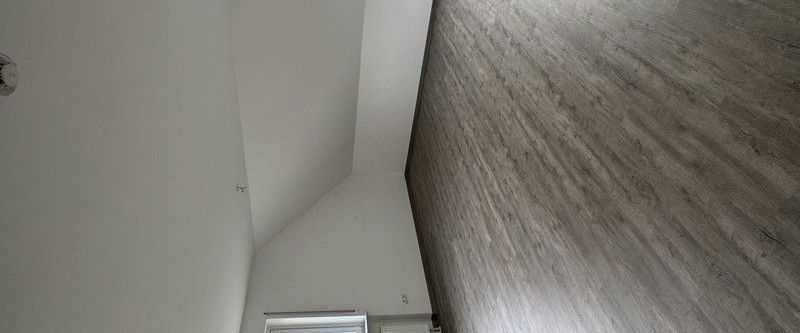 Tolle 3 Zimmer-Dachgeschoßwohnung in Sennfeld sucht neue Bewohner/innen!! - Photo 1