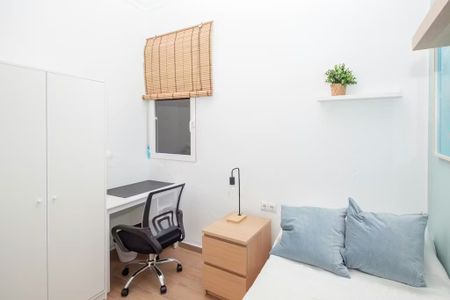 Carrer Conca, Valencia, Valencian Community 46008 - Photo 2