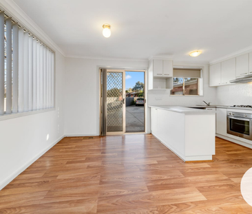 35A Bennelong Crescent,Macquarie - Photo 2