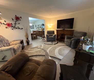 For Lease - 52 Debora Drive, Grimsby, Ontario - Photo 4