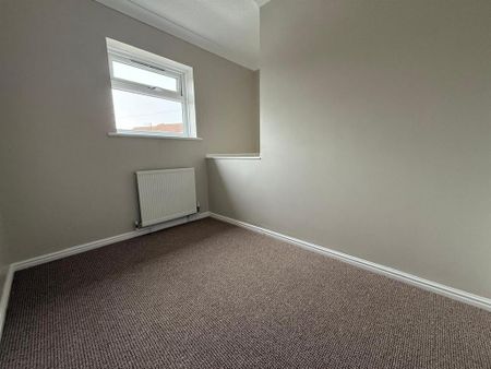 3 bedroom detached house to rent - Photo 5