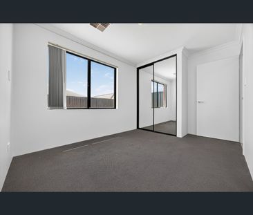 29 Meander Way, Treeby, WA 6164 - Photo 6