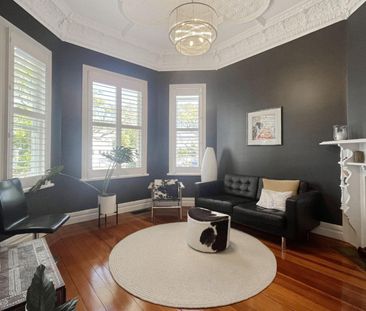 Sunny & Spacious Character Home - Photo 1