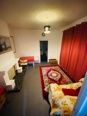 2 bedroom ground floor flat to rent - Photo 1