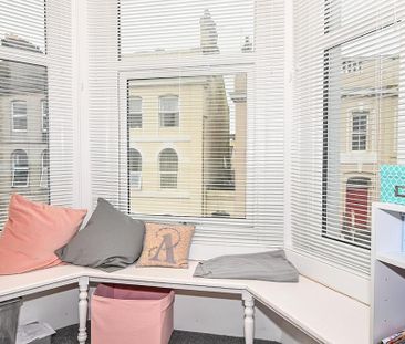 3 bedroom terraced house to rent - Photo 1