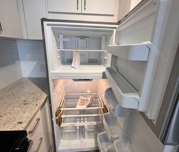 For Lease - 4010 Eglinton Avenue Unit# 205, Toronto, Ontario - Photo 5