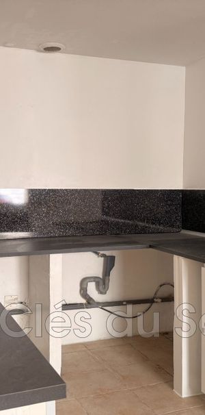 Location Appartement 2 pièces 45m² TOULON 83100 - Photo 1