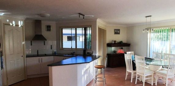 For Rent Low Set Family Home - Photo 2